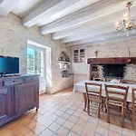 Сasa de vacaciones La Bergerie De Durand By Interhome Saint-Chamarand